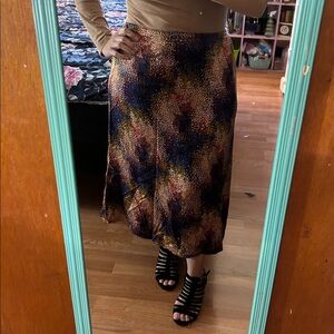 Vibrant Abstract Pattern Midi Skirt